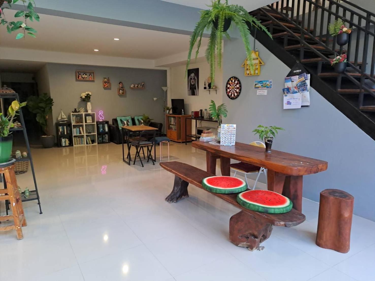 Wake Up @Lanta Hotel : Cafe Koh Lanta Exterior foto