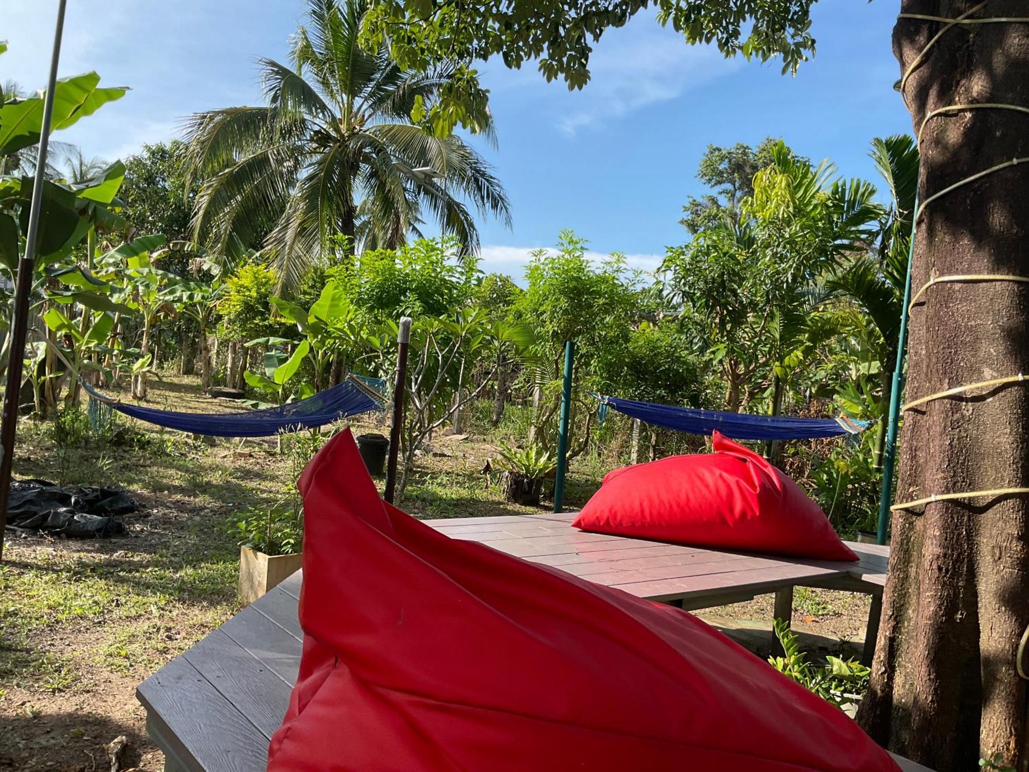 Wake Up @Lanta Hotel : Cafe Koh Lanta Exterior foto