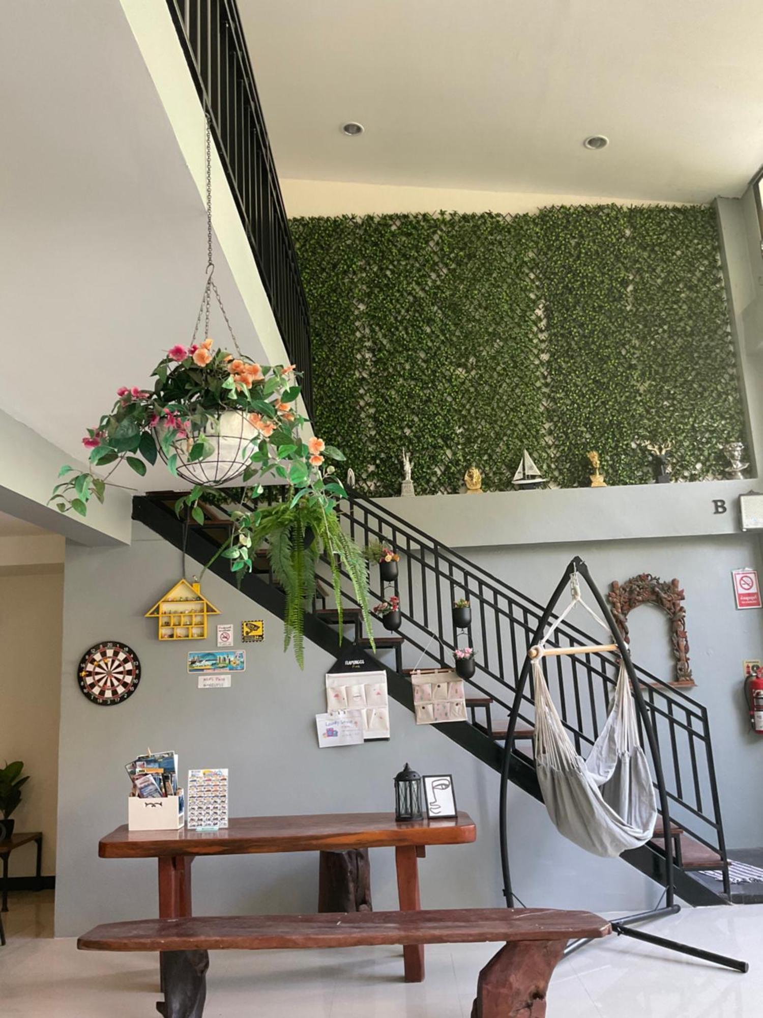 Wake Up @Lanta Hotel : Cafe Koh Lanta Exterior foto
