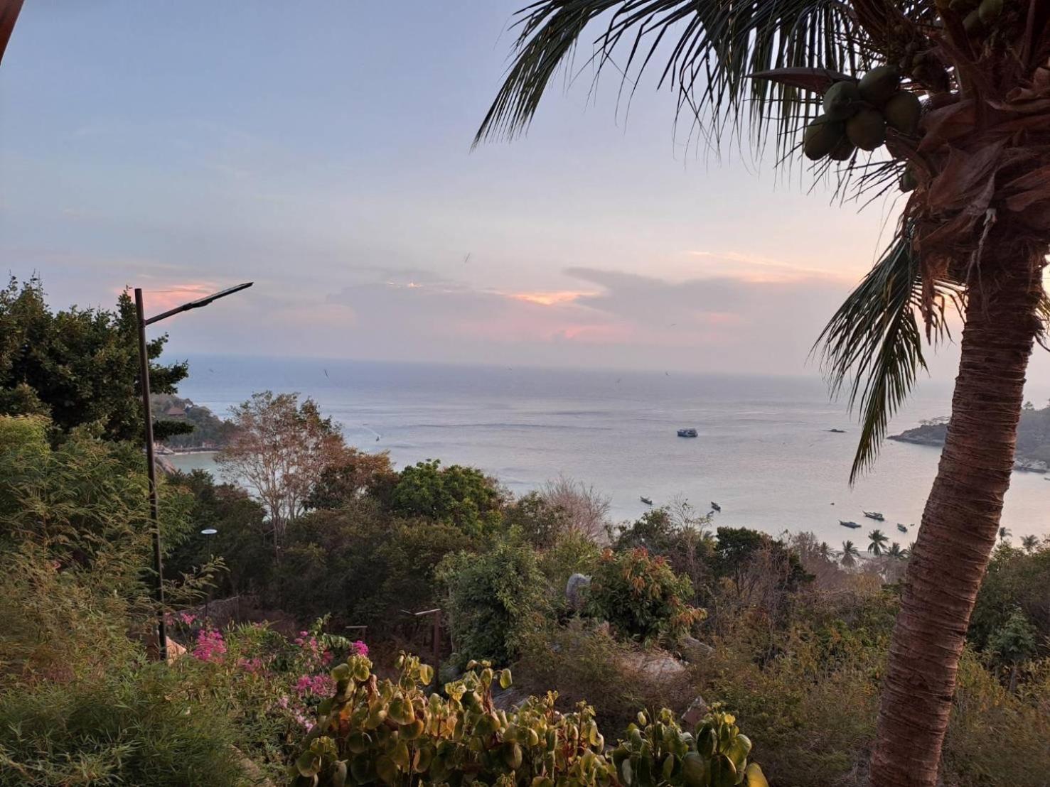 Wake Up @Lanta Hotel : Cafe Koh Lanta Exterior foto